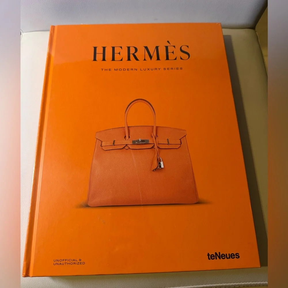BRAND NEW - SEALED - TENEUES Hermes The Modern Luxury Series Coffee Table Book - Picture 2 of 8